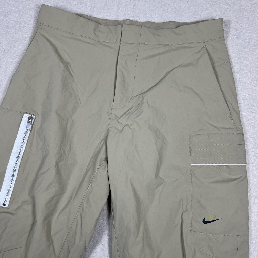 Nike‎ Pants Mens 32 Beige Woven Hiking Elastic Waist Zip Pocket Lightweight
